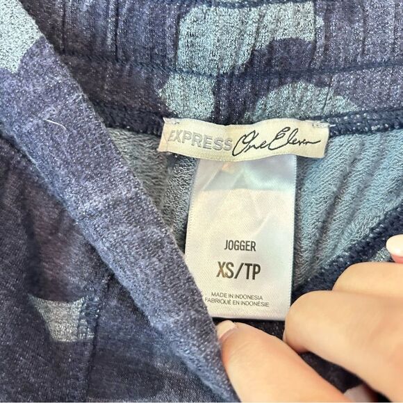 Express One Eleven Full Length Blue Camo Comfy Joggers Sweatpants - Picture 2 of 3